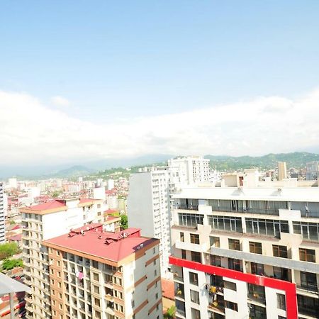 Apartments With A View Of The Trinity Holy Batoumi Extérieur photo