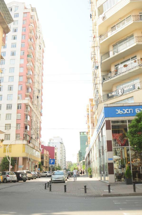 Apartments With A View Of The Trinity Holy Batoumi Extérieur photo