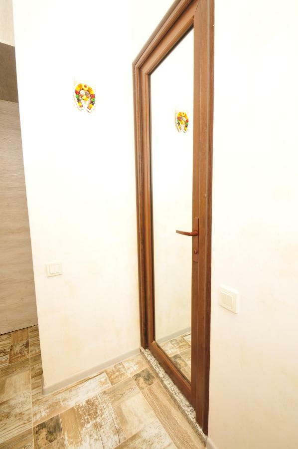 Apartments With A View Of The Trinity Holy Batoumi Extérieur photo