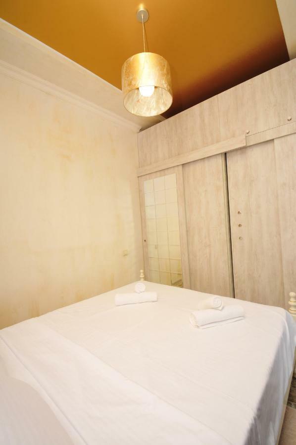 Apartments With A View Of The Trinity Holy Batoumi Extérieur photo